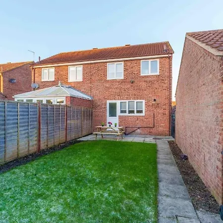 Huntington House With Free Off Road Parking * York